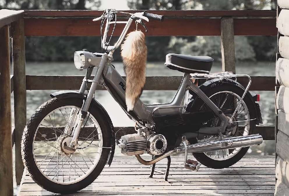 Für den normalen Strassenverkehr bauen die meisten Töffli-Fahrer auf Alltagsreifen Für den normalen Strassenverkehr bauen die meisten Töffli-Fahrer auf Alltagsreifen