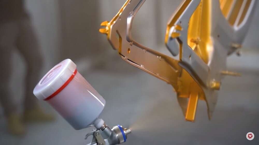 Eine saubere Arbeitsumgebung ist beim Beschichten unbedingt notwendig Eine saubere Arbeitsumgebung ist beim Beschichten unbedingt notwendig