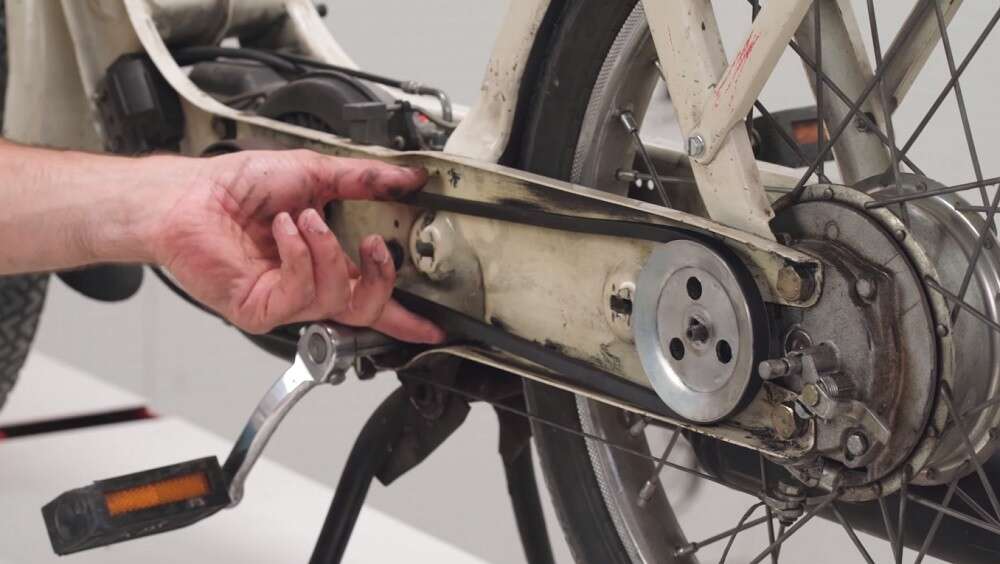 Keilriemen original Piaggio Ciao Mono 960 mm Keilriemen original Piaggio Ciao Mono 960 mm