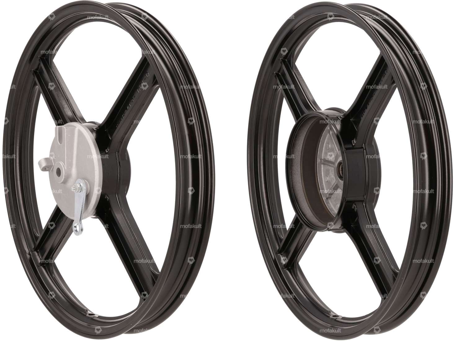 Set ruote 16" nero fuso (4 razze) riproduzione | Piaggio Bravo Carousel Image 1