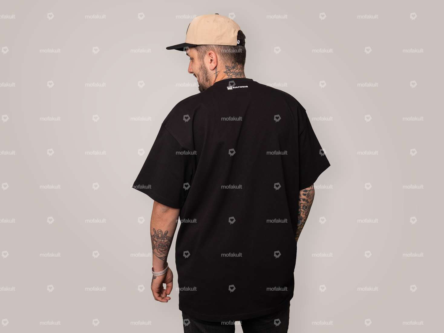 Maglietta Kultwear "Canister" oversize Carousel Image 2