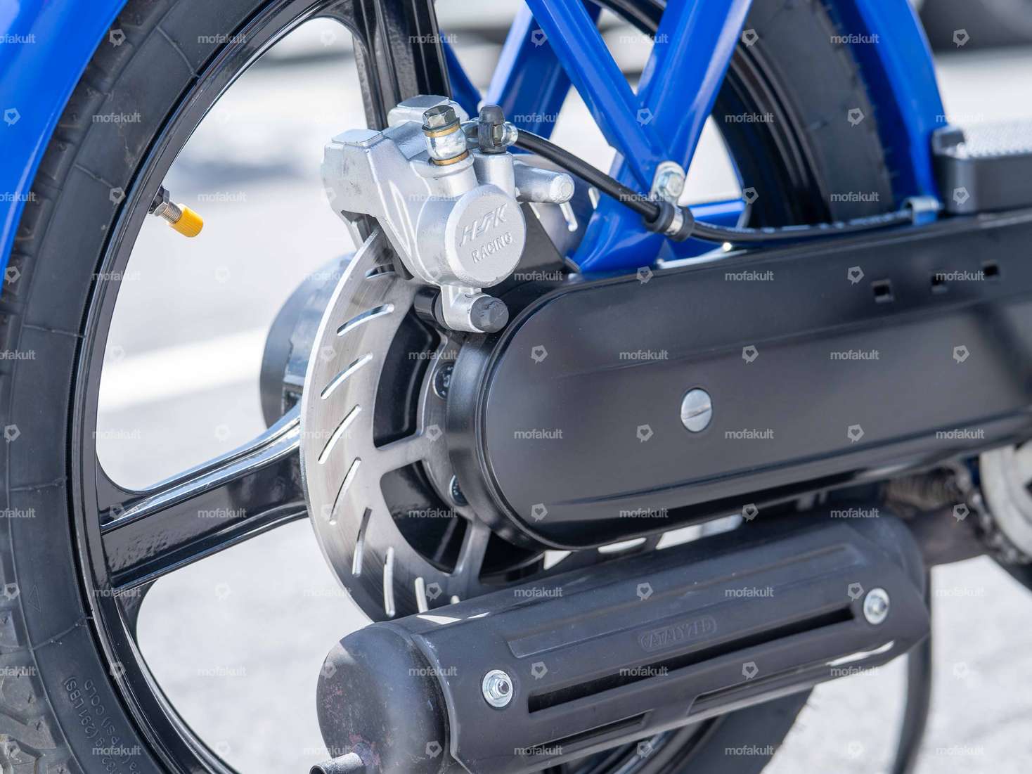 Set freni a disco con cerchio fuso posteriore | Piaggio Ciao, SI, Bravo Carousel Image 7