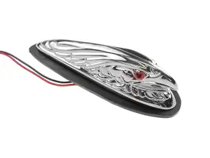 Figura ornamentale aquila cromata piccola (occhi illuminati) Figura ornamentale aquila cromata piccola (occhi illuminati)