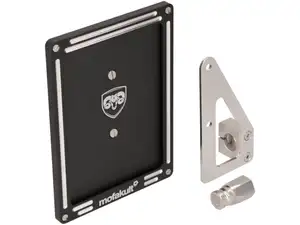 66HEROES set portatarga laterale & telaio incl. perno di montaggio (versione CH) 66HEROES set portatarga laterale & telaio incl. perno di montaggio (versione CH)