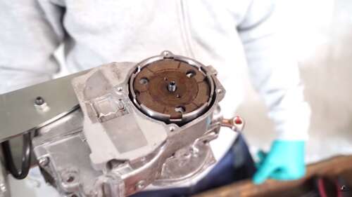 Die Kupplung an deinem E50-Motor einstellen Die Kupplung an deinem E50-Motor einstellen