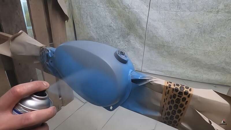 Mofa lackieren mit Spraydose Mofa lackieren mit Spraydose